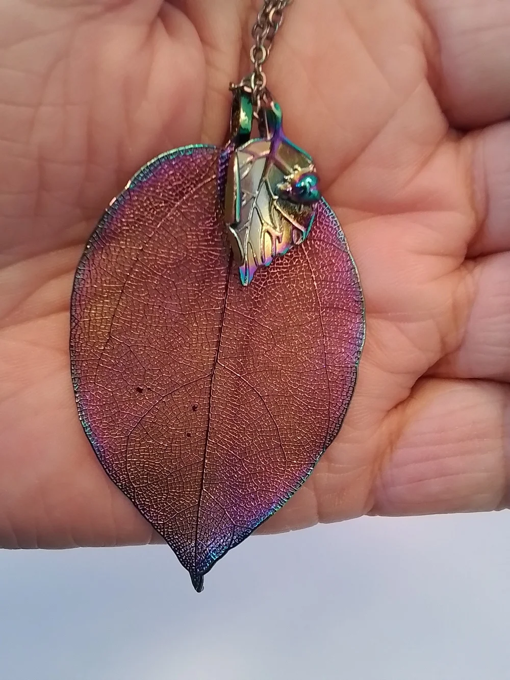 Rainbow Iridescent Leaf Pendant Necklace - Women Jewelry